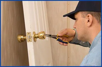Hamilton OH Locksmiths Store Hamilton, OH 513-713-0208 - 6-lock-repair